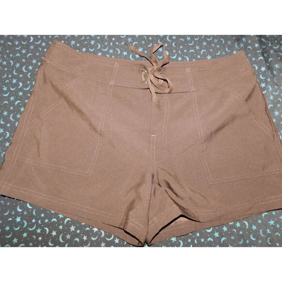 Preppy Croft & Barrow Brown Shorts With Tie Waist - Picture 2 of 5